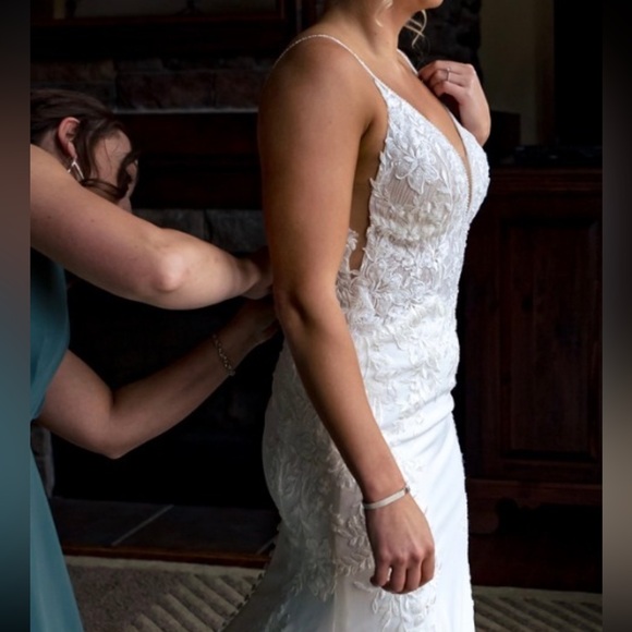 Essence of Australia Wedding Dress Size 10 - Bust: 34 Waist: 29 Hip: 38 - Picture 3 of 8